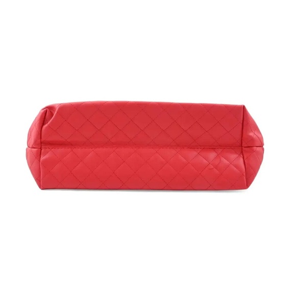 Red Quilted Tote Bag - Picture 4 of 6